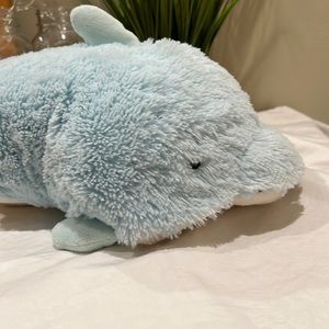Pillow pet pee-wee dolphin 🐬